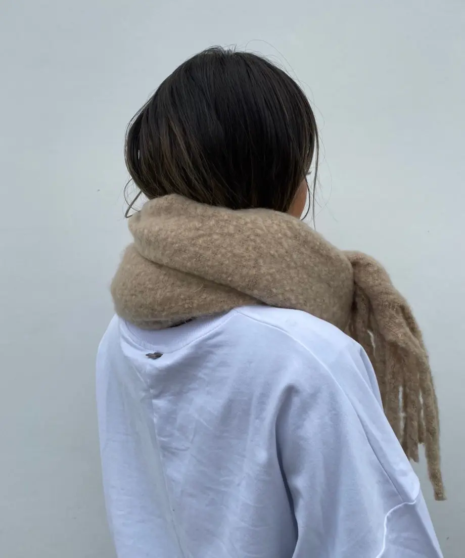 5db11ae1745e6c3afd94990a