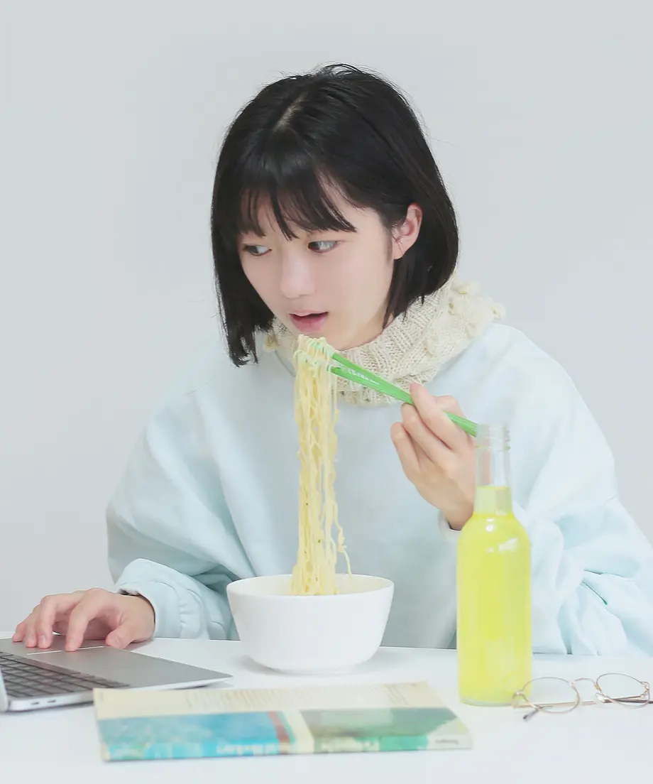 6204aeb5c15c5a6179e206d5