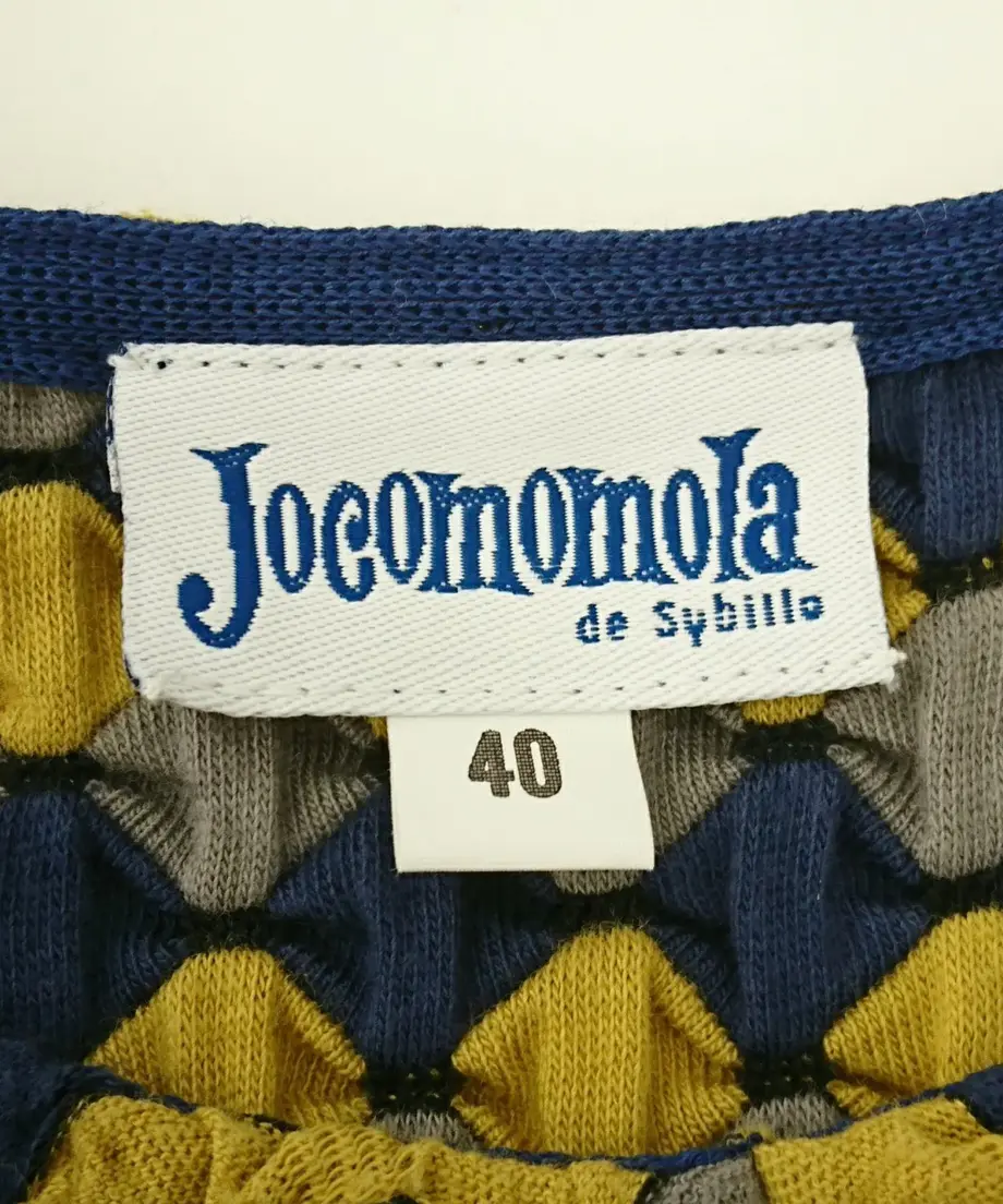 59d5bb26c8f22c26b6008108