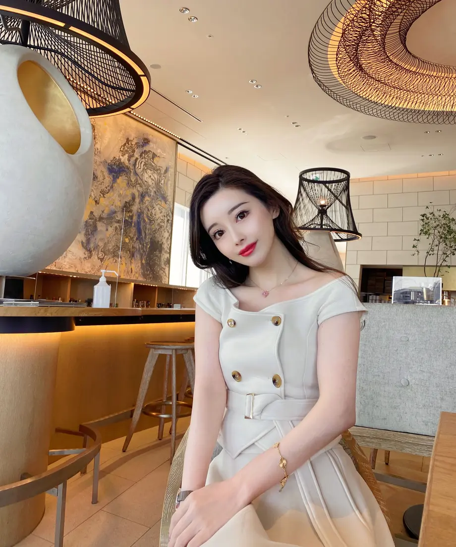 6219ff0e47a5342cb39ce03c