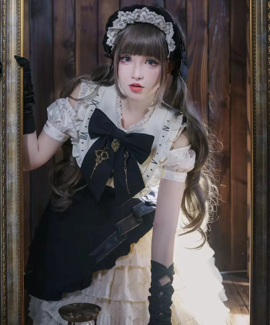 63cf7724d218bc60b3d1c15e
