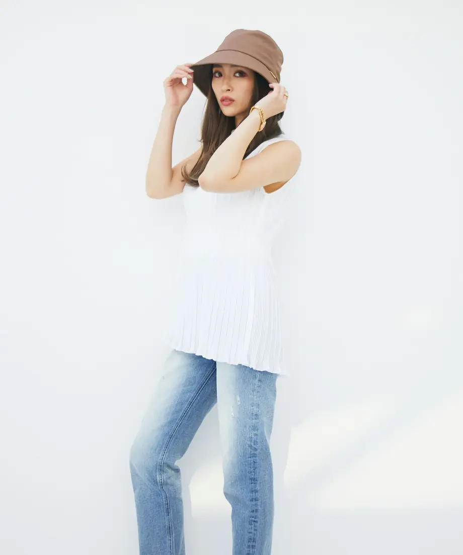 6059ccad2305570d9247598f