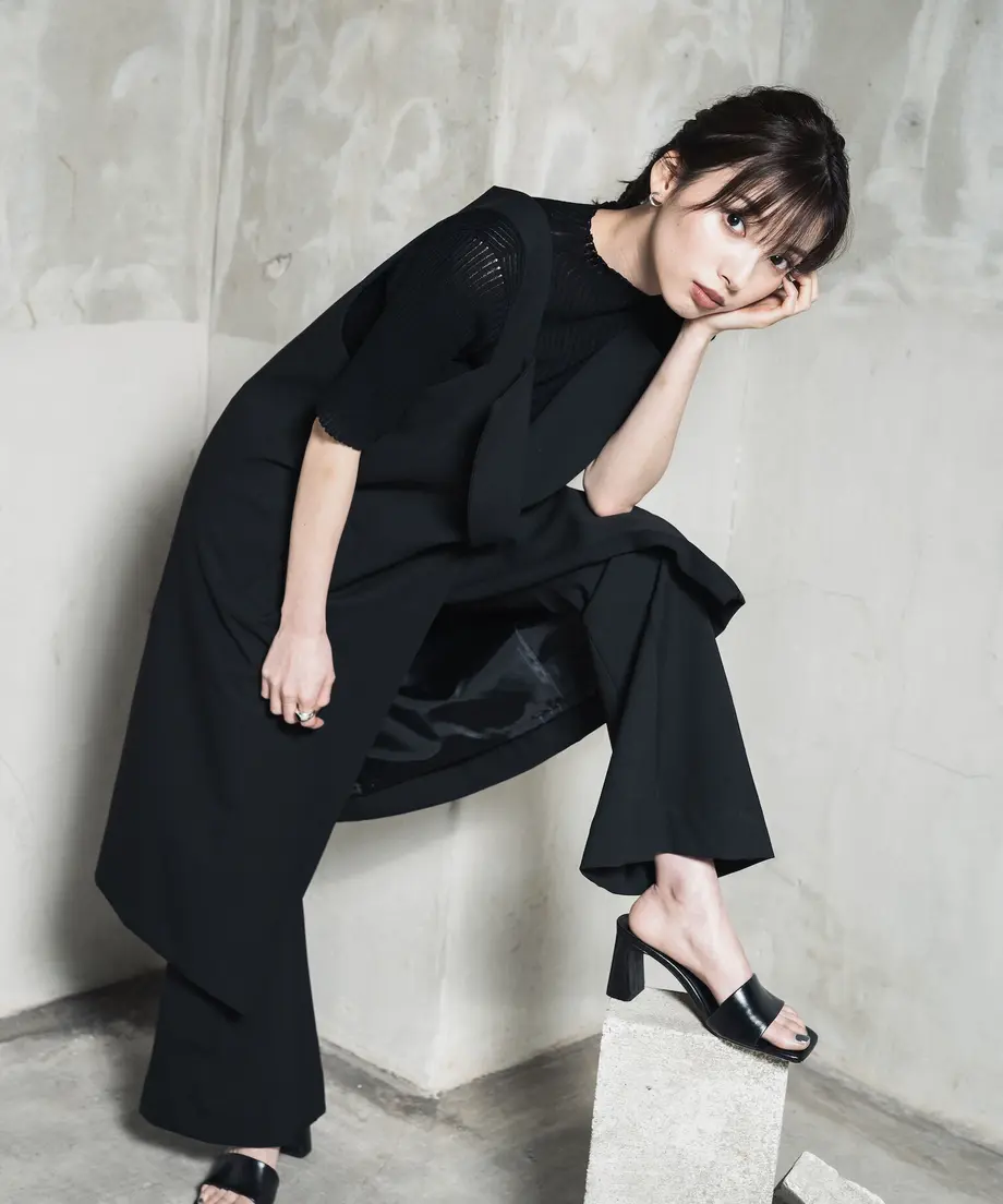 606d71e923055736ef4cb27f