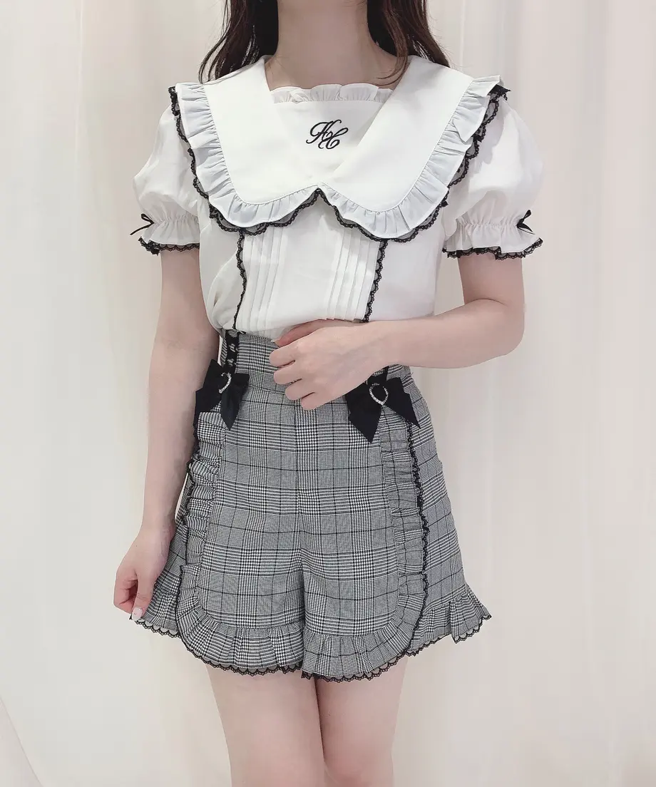 60b054ee838d344f5d2d3224