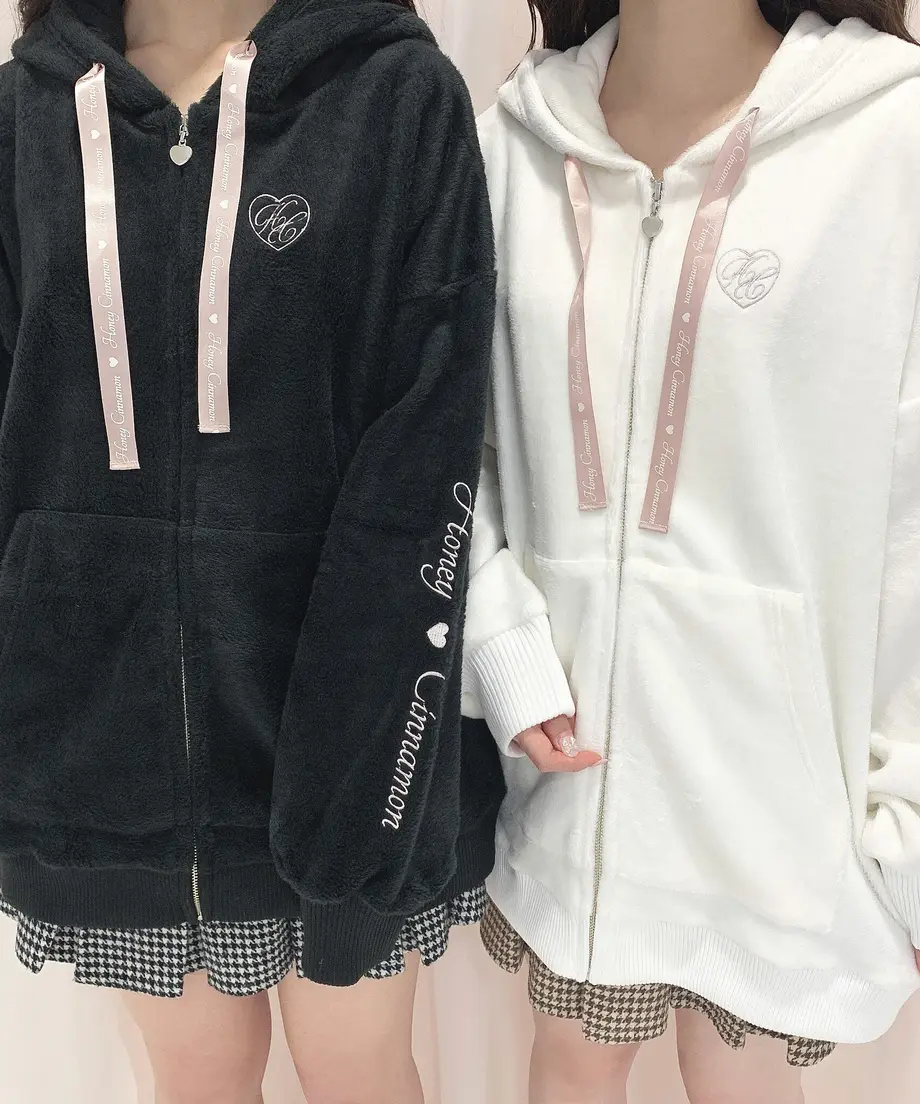 613aeb9ee406b809bc7b5d5c