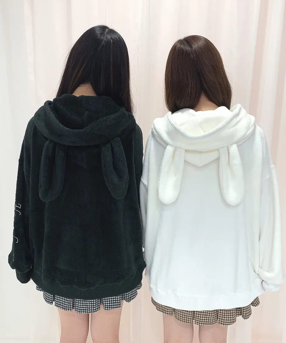 613aeb9ee406b809bc7b5d5c