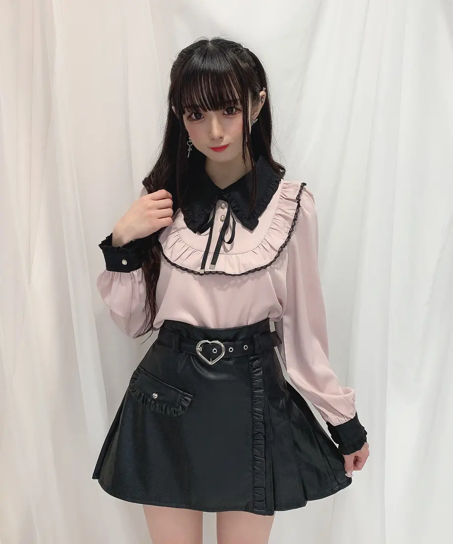 60d4521dcfcd946ec3dc7b22