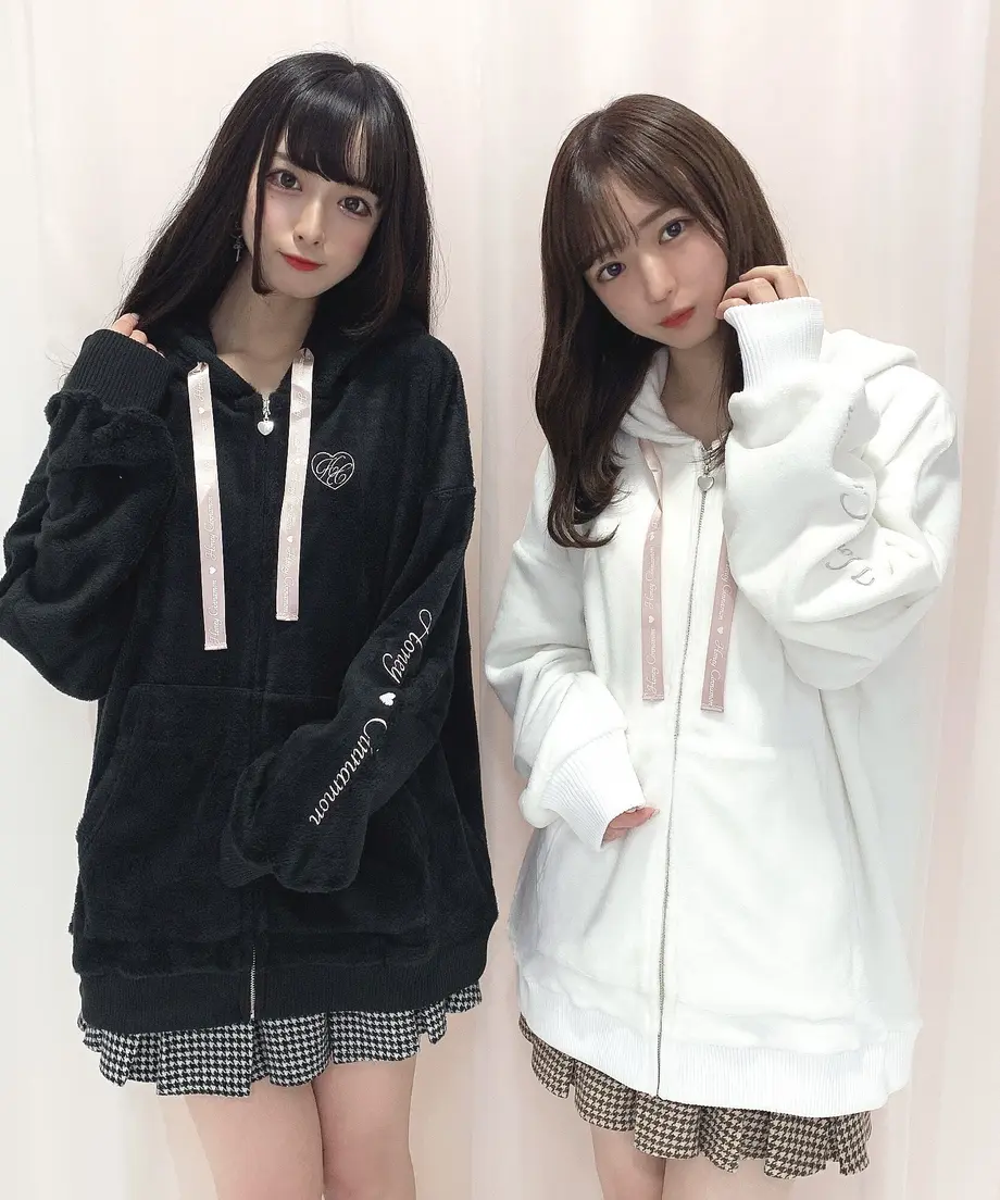 613aeb9ee406b809bc7b5d5c