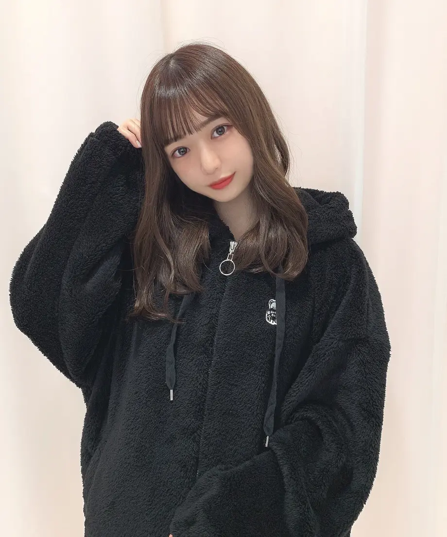 613aeb9ee406b809bc7b5d57