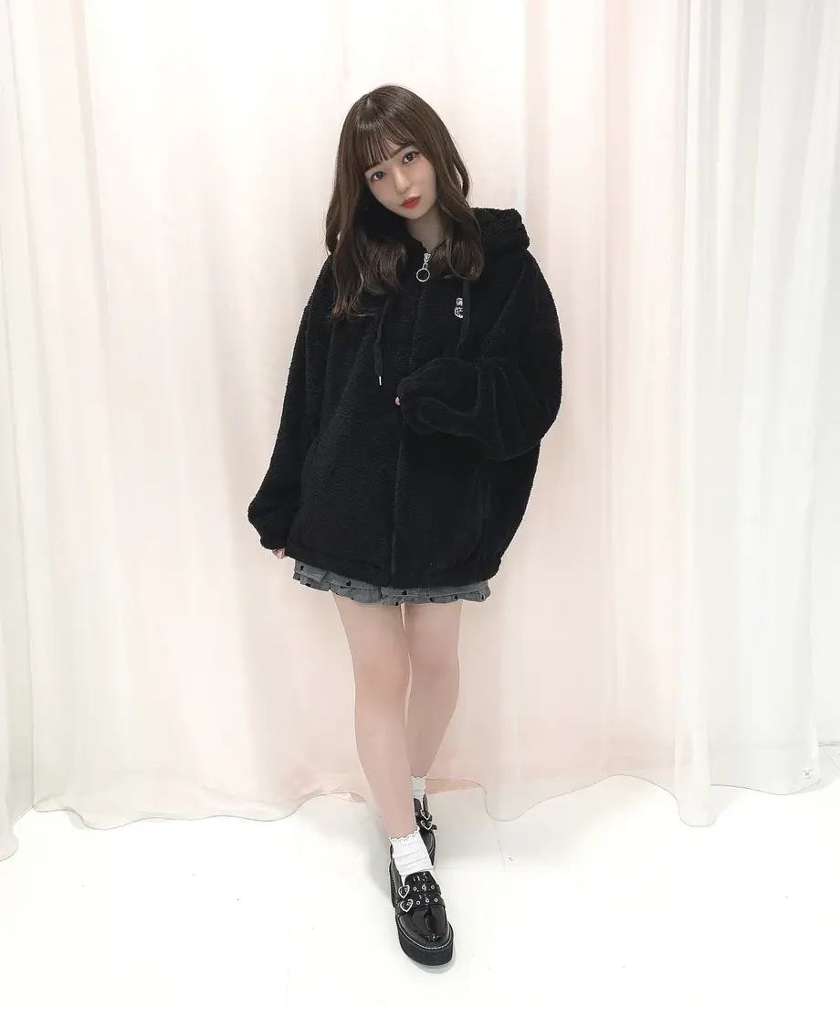 613aeb9ee406b809bc7b5d57