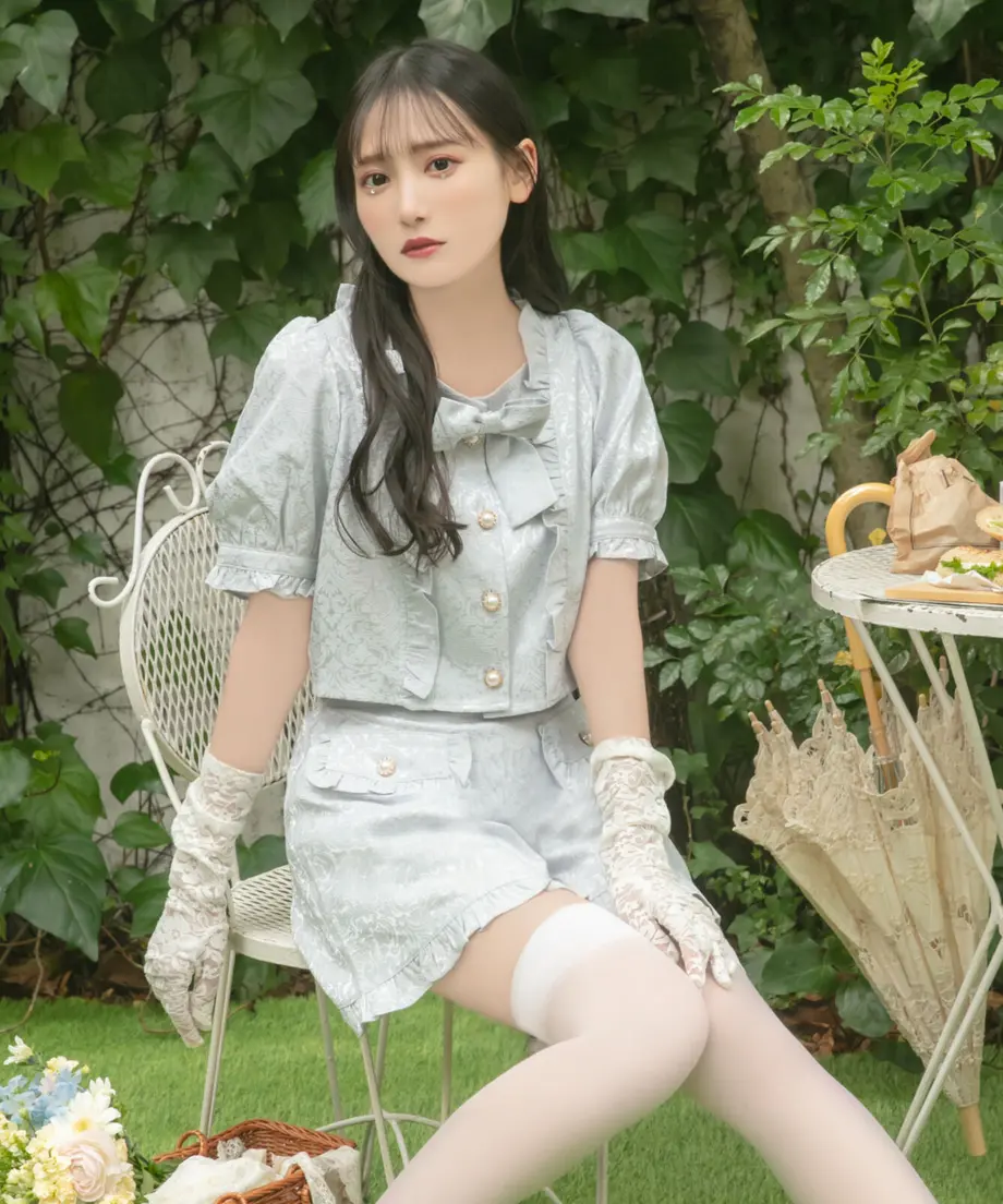 62787c54e3bbd1672087ce4a