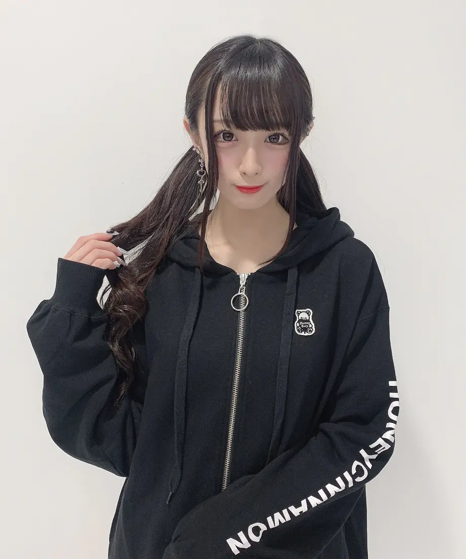 60b054ec838d344f5d2d31fe