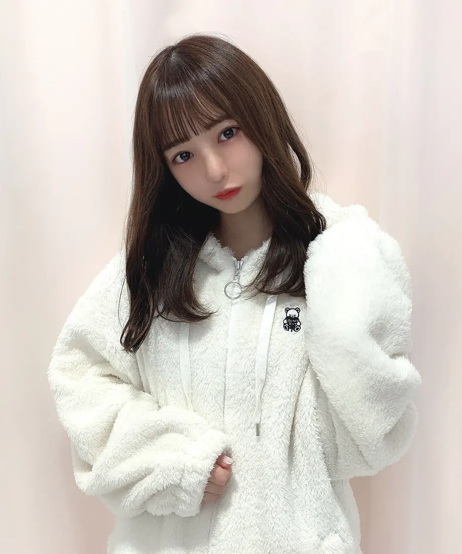 613aeb9ee406b809bc7b5d57