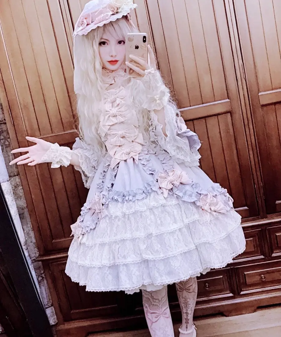 627c48818d26fa24b8a4cbbe