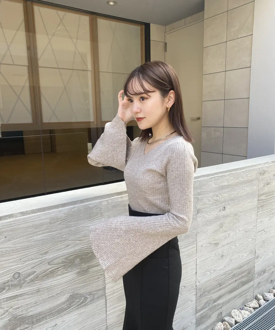6153d85051244e084a7ea285
