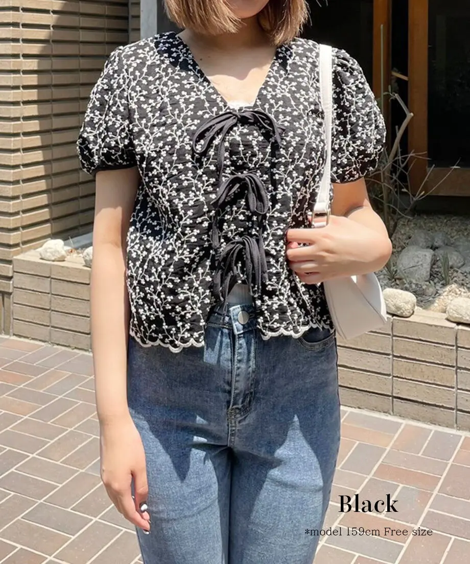 62b42a4cf405a132b7a86af6