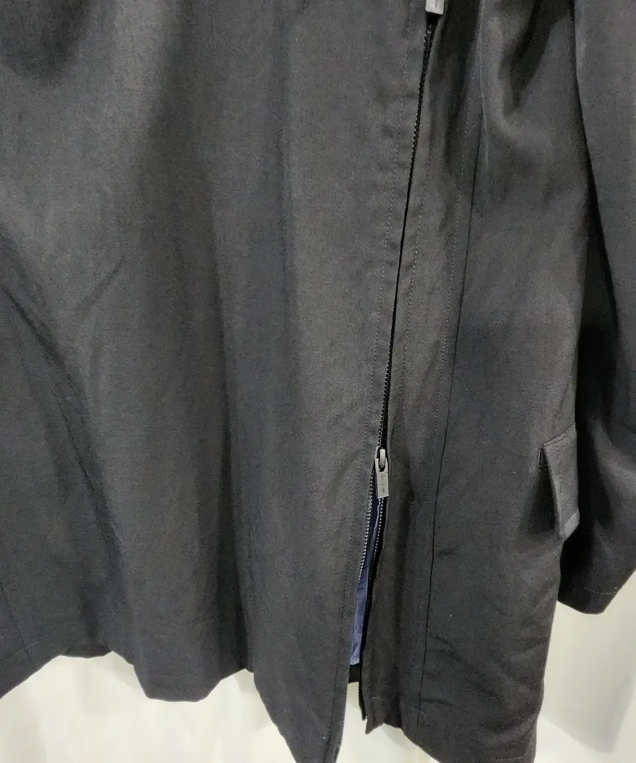 637a11884aed1956b5a8e924