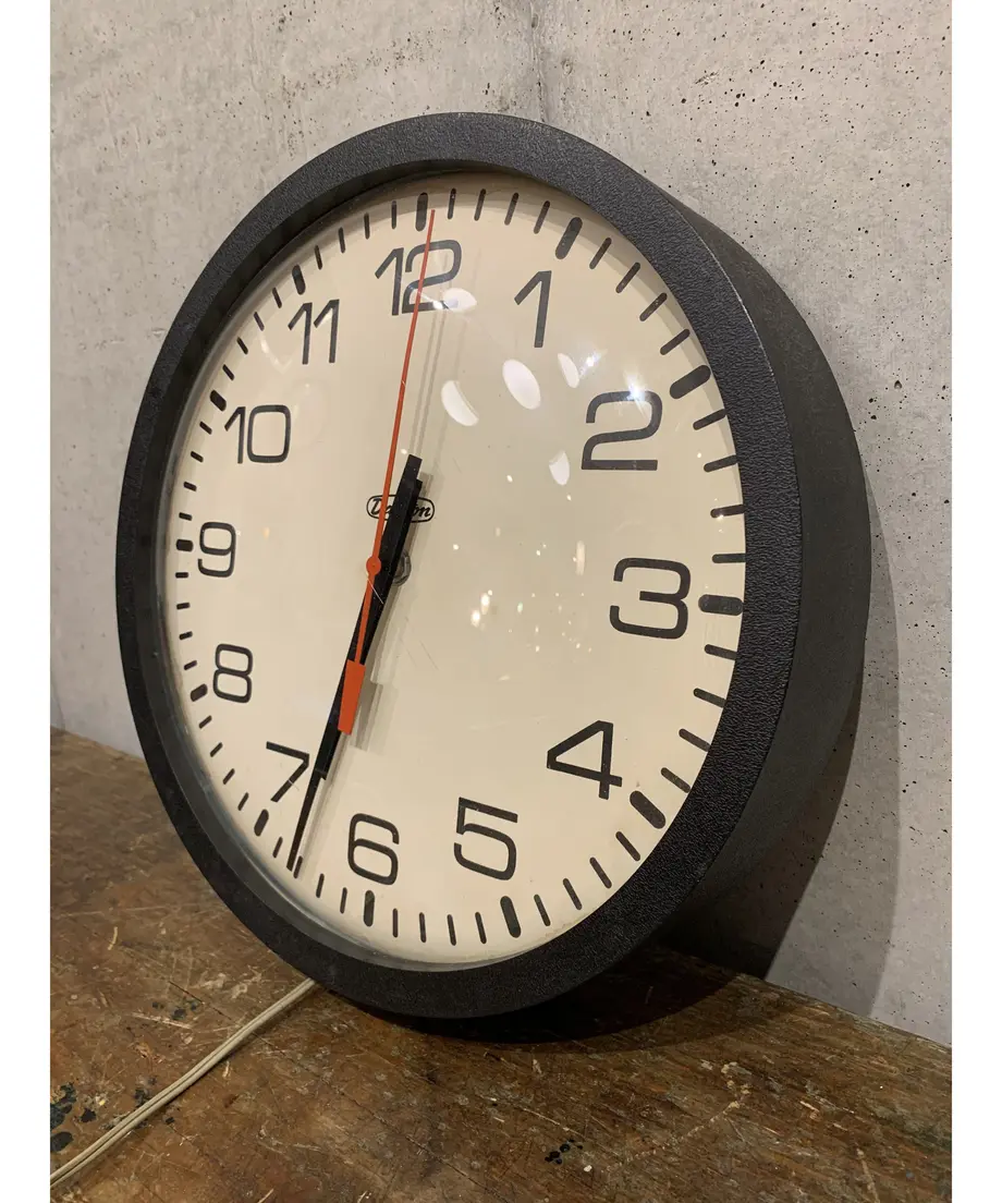 5edc6db9cee9ea1ccb1517f8