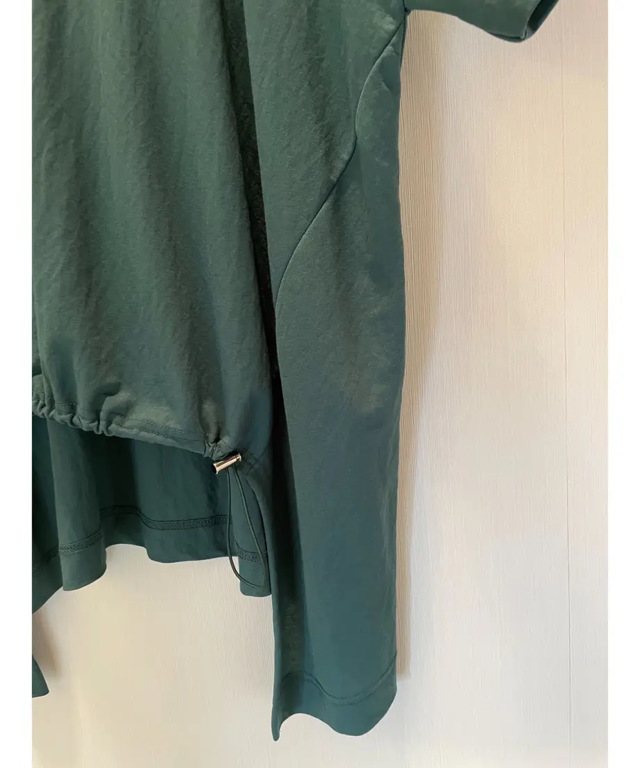 60b318a08899be5b3125e32e