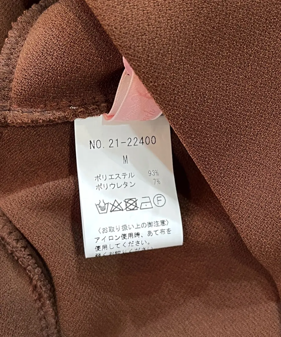 6370d318f3de5c3a32db7240