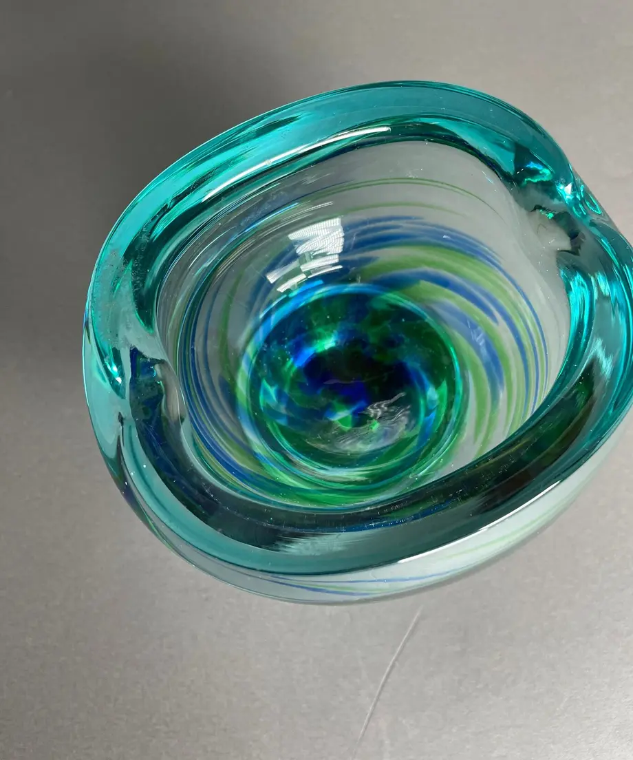 6167c6255b0e33141666b8f6