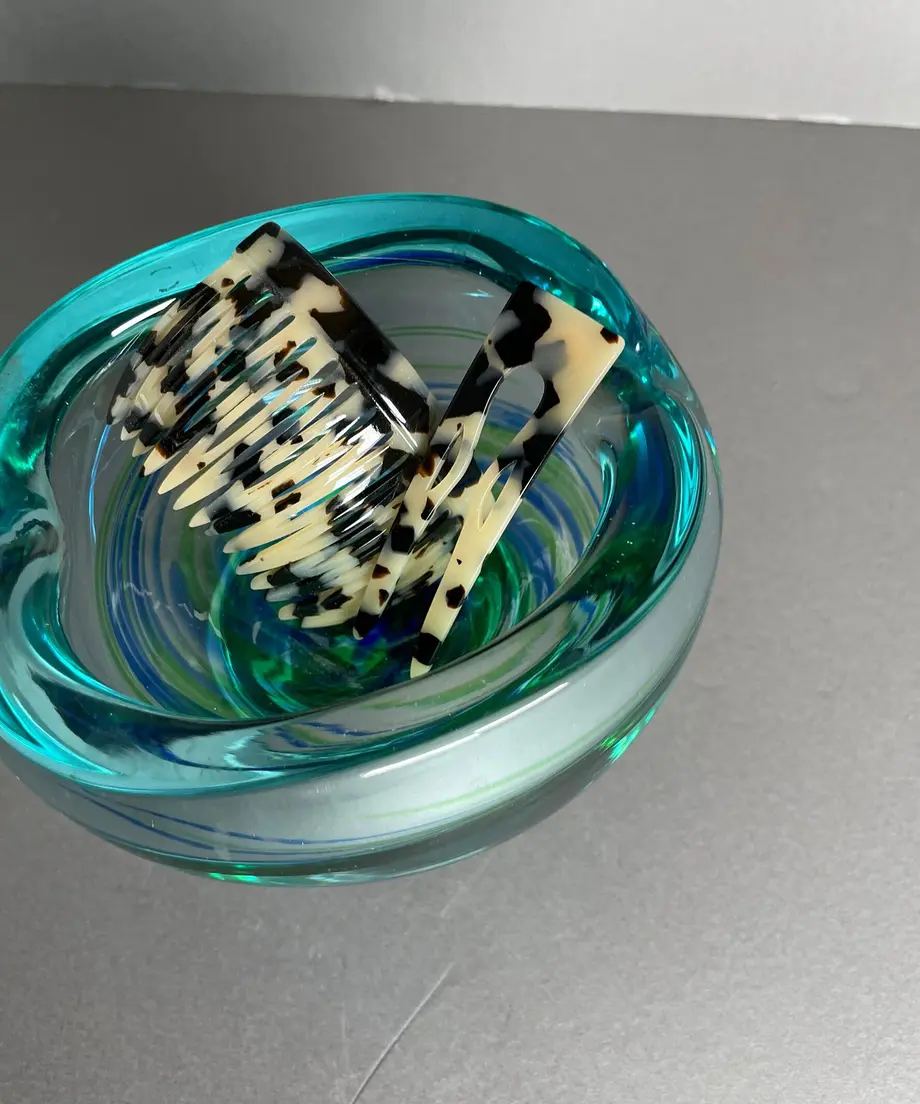 6167c6255b0e33141666b8f6
