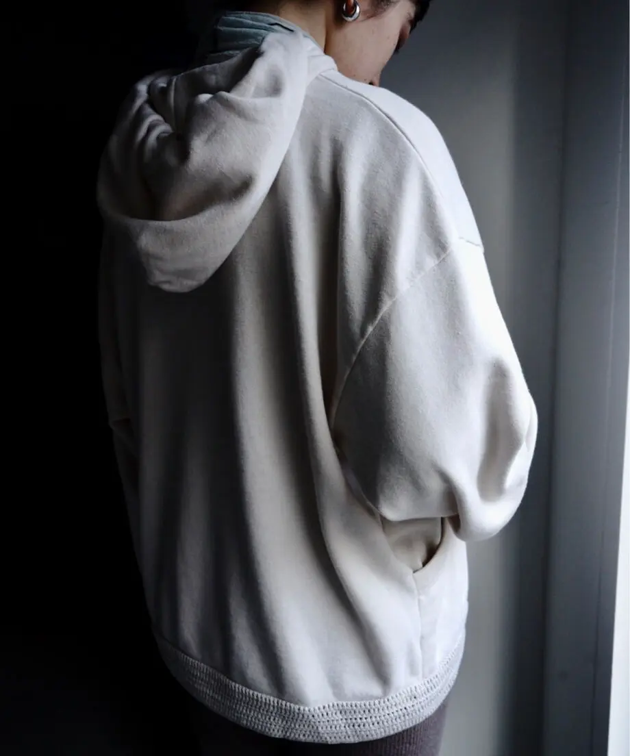 6035c0d9aaf043421c8f2897