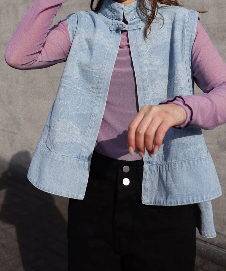 6098fa87047a9d6239e7085e