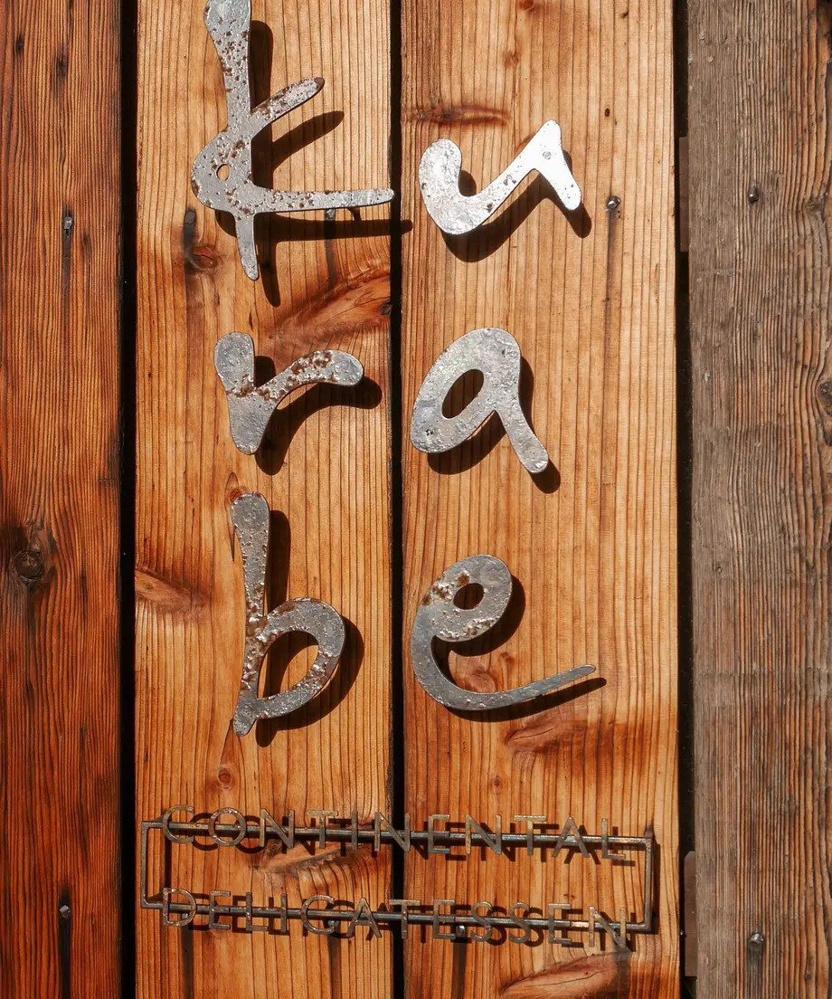 5e9e56c355fa0324f3dda3b9