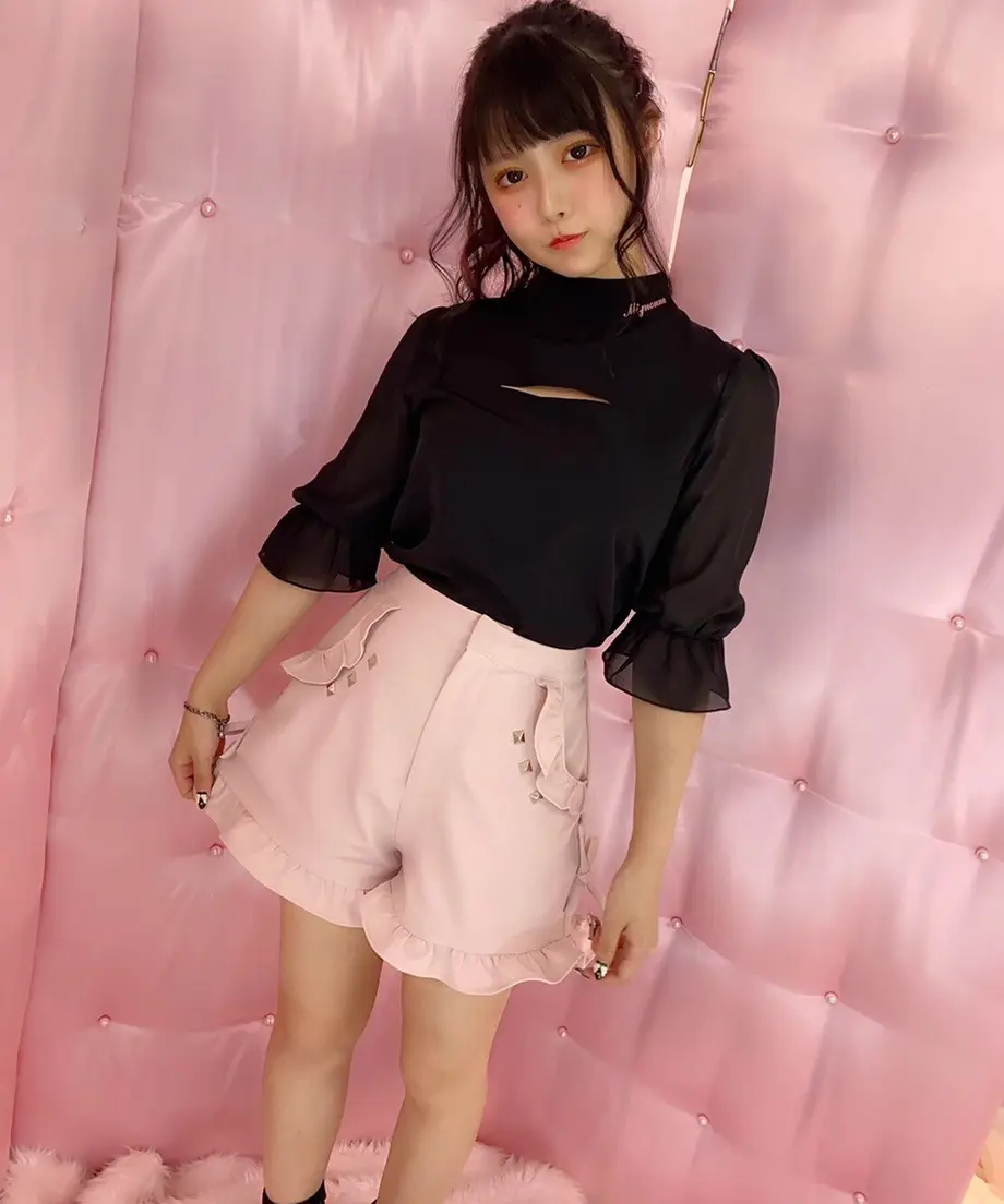 5f82d98a94f3ae7312371c76