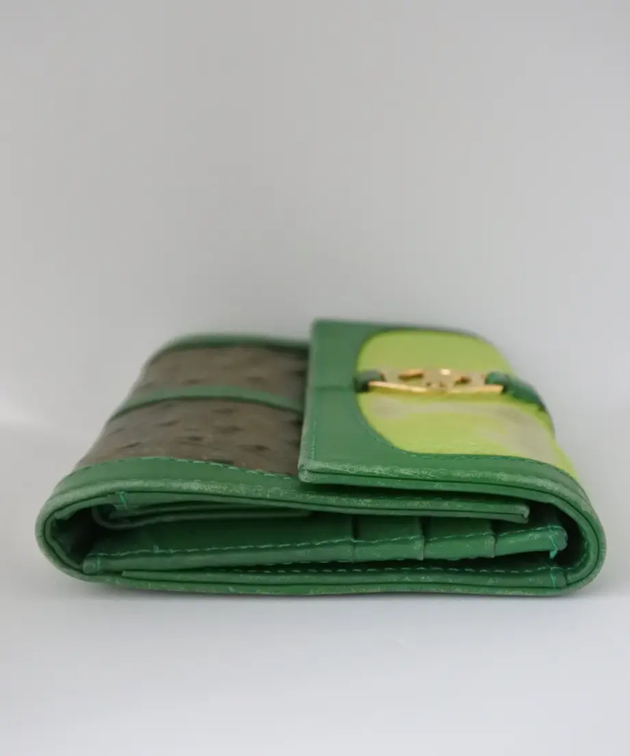 62d126ae40ebf02c8a469de7