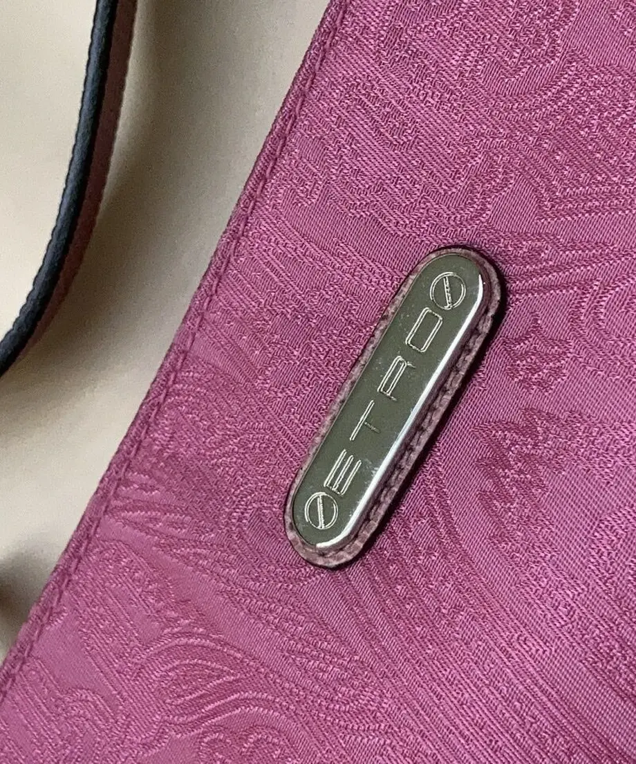 5fdc7996b00aa370578d79c1