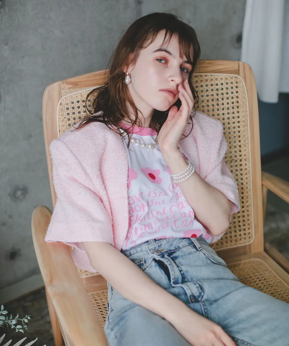 607696ff2305575efd9397ba
