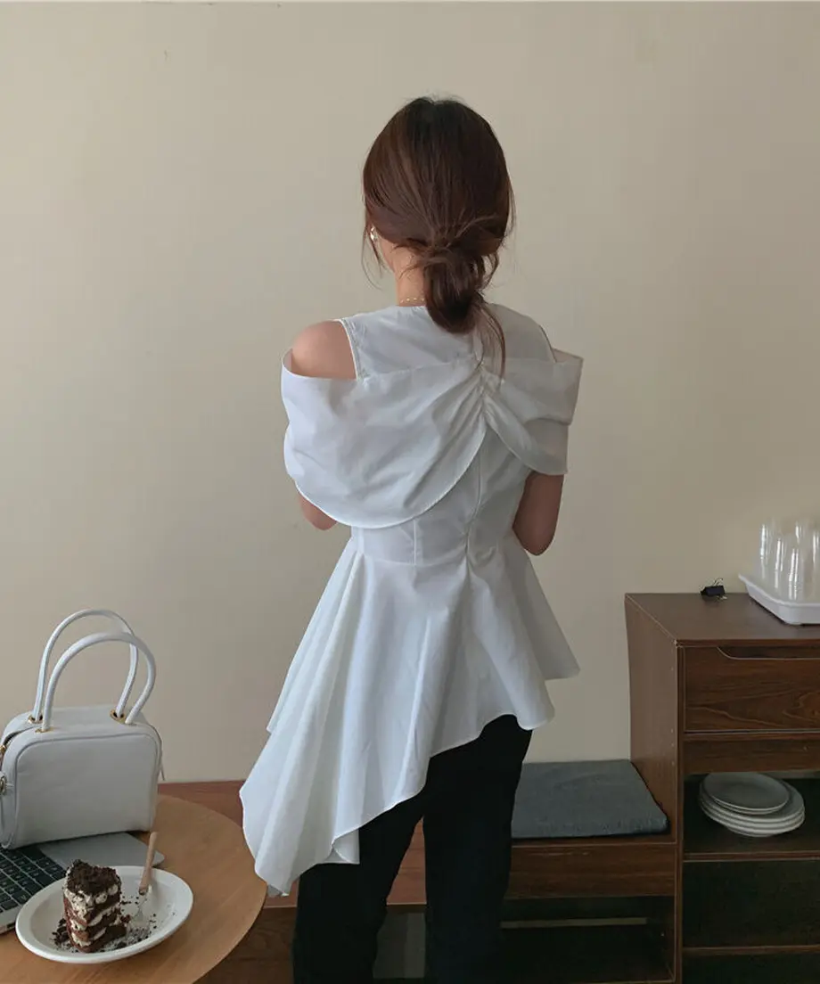 60911a6cc9827a53f8172e82