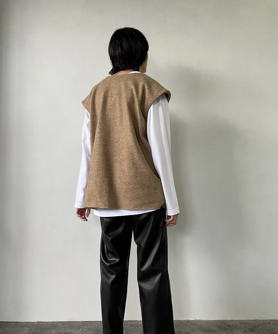 6131a609a102752d7856e6cc