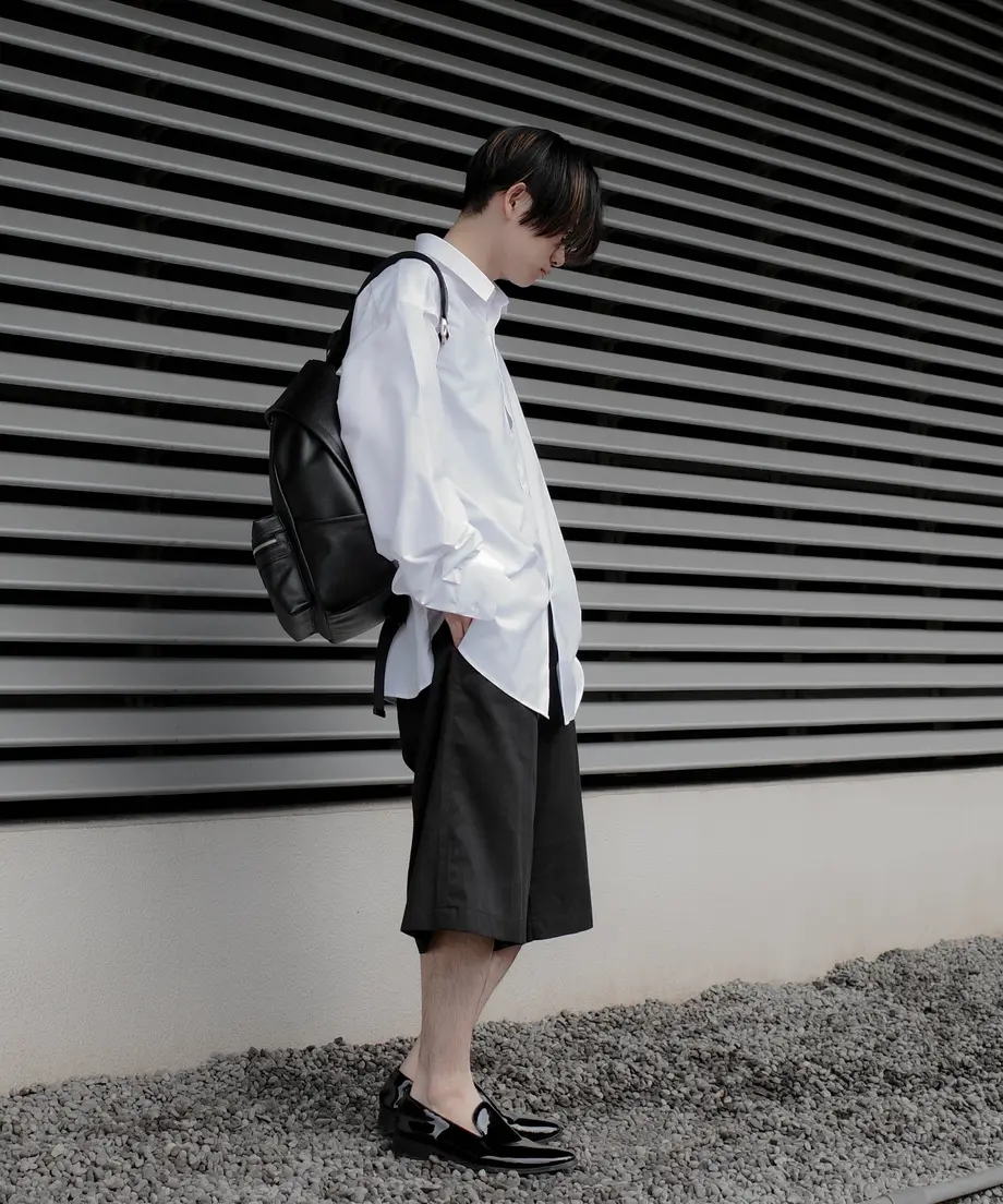 6199b801a8755369576bf36a