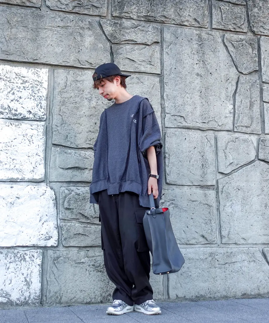 6105e7917acd1618bb330e5e