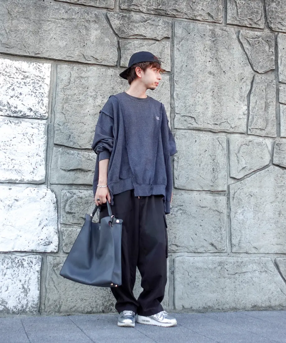 6105e7917acd1618bb330e5e