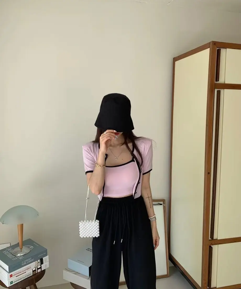 627d4a18e3bbd117ccb5809b