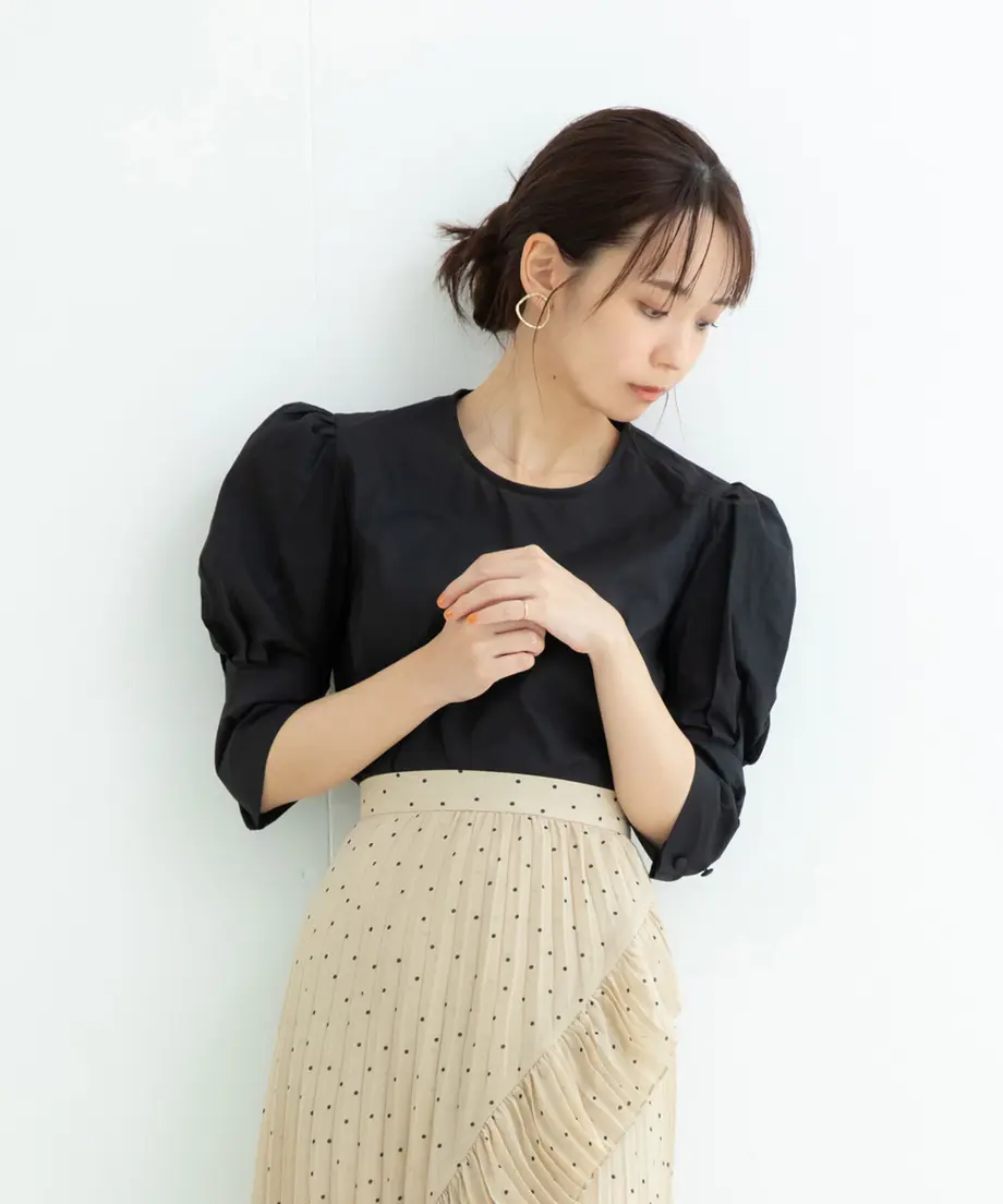 60dbff183c394d503659f8cc