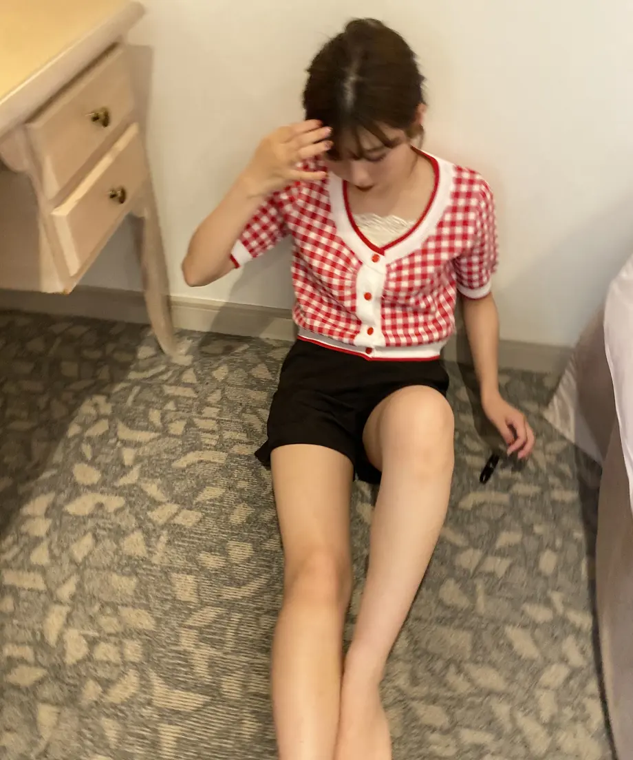6090dfcfc9827a69c8172db3