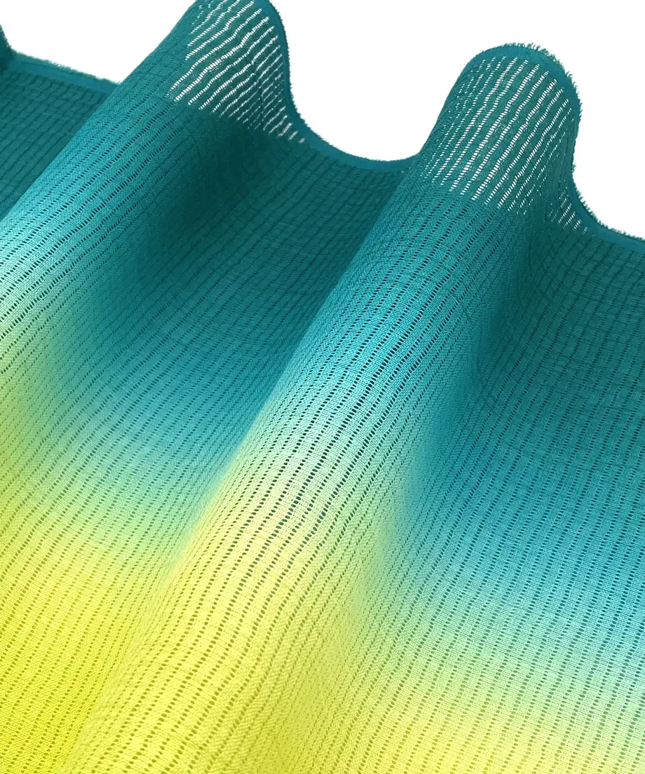 60d40a04933e9b3664f1b758