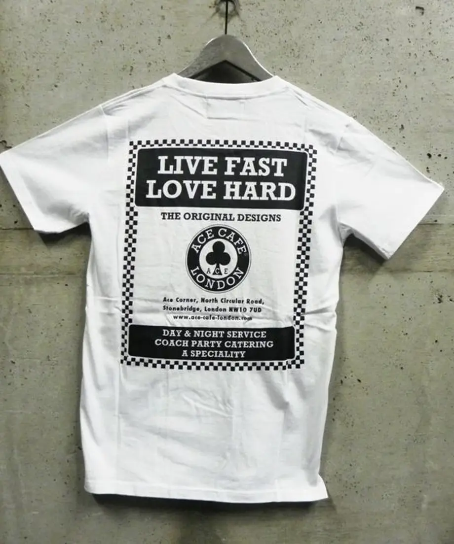 5b18d90b122a7d7b79000272