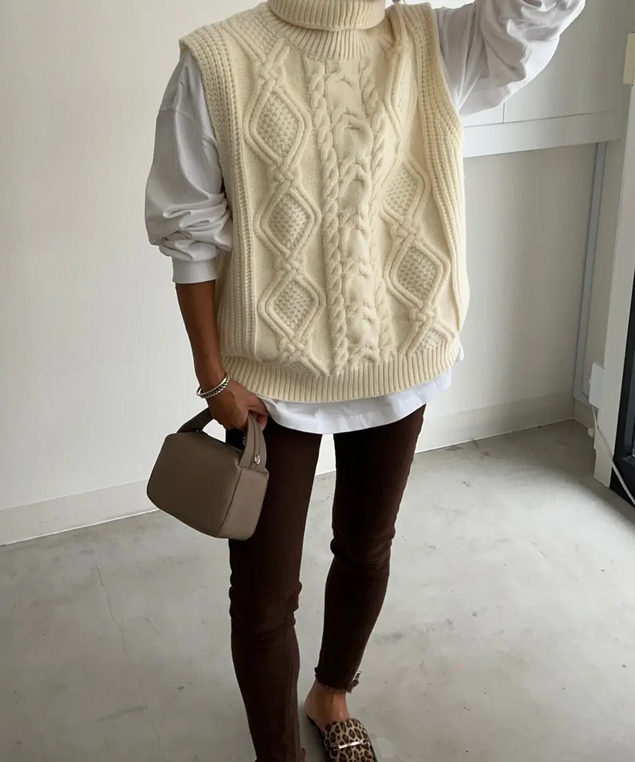 635b87814aed197c21dbc27b