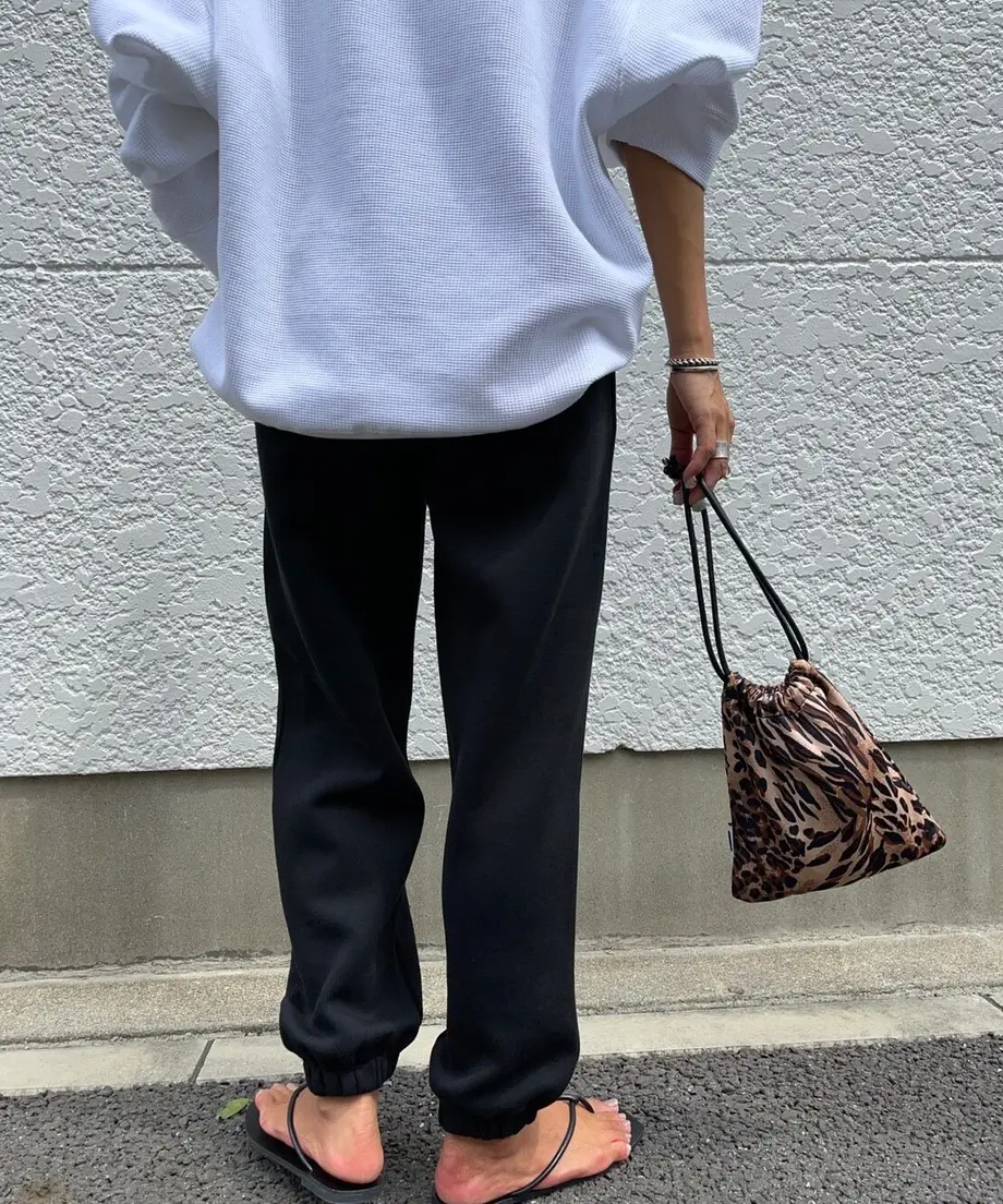 61443a6851244e47e4c49527