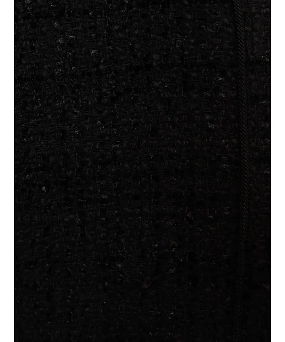 6092e2e7c9827a25ec172f0d