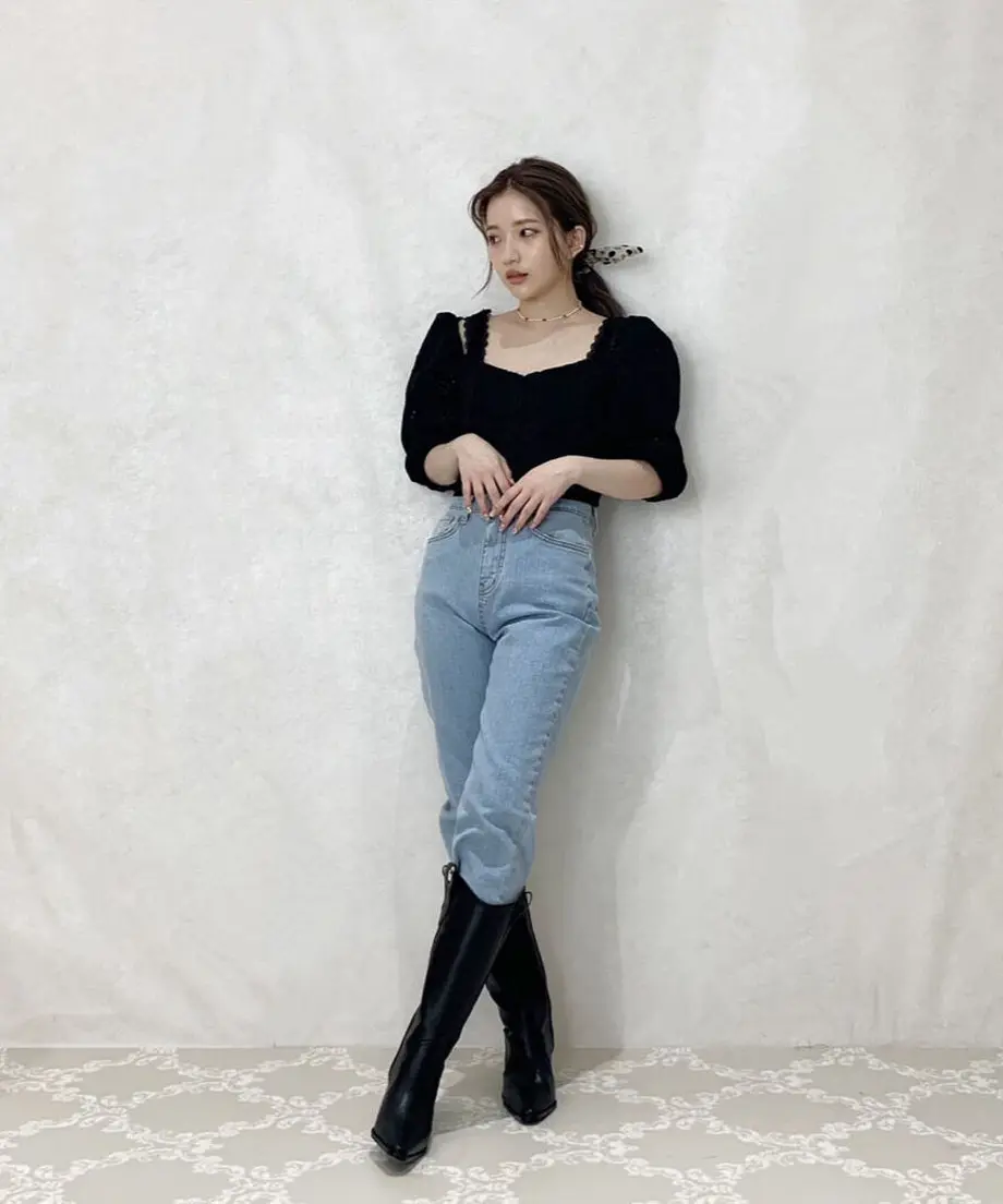 5ef559561829cd1d0b9946eb