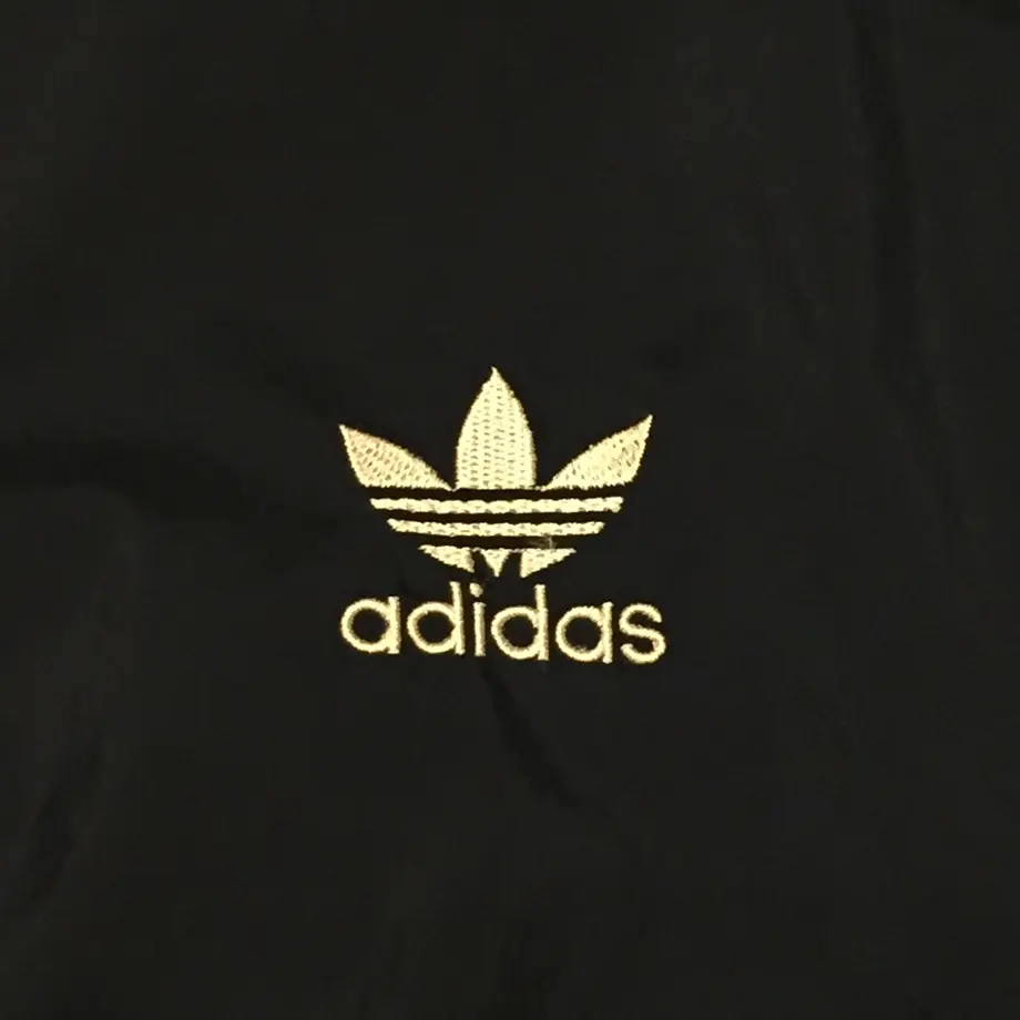 5bb9decd5496ff67d00017f7