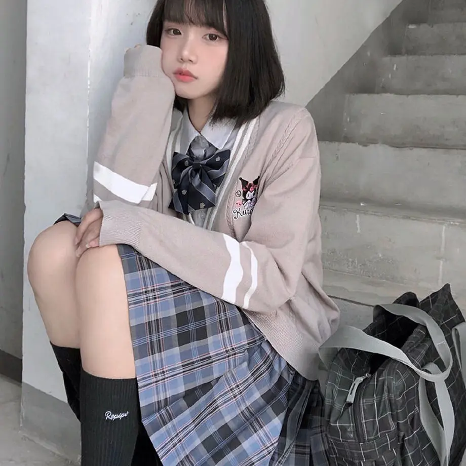 617d08a77d5d81050870eeb1