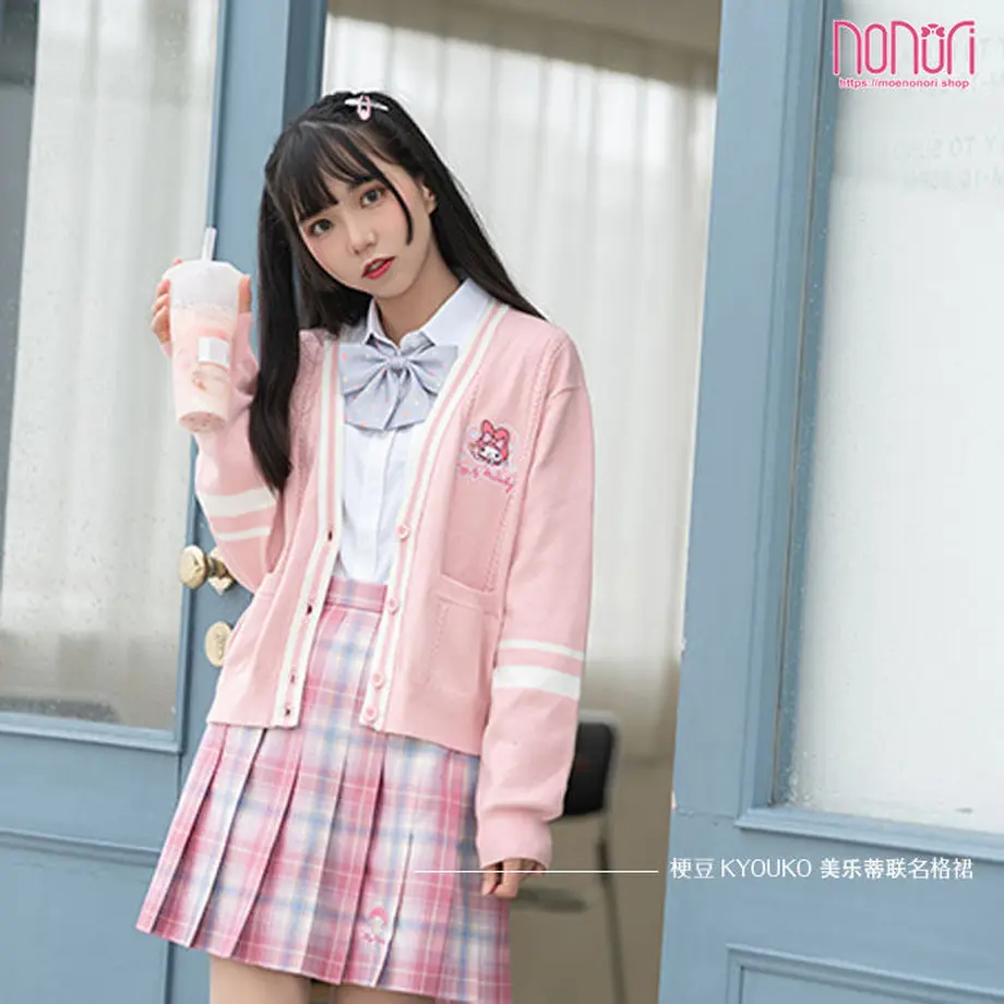 617d08a77d5d81050870eeb1